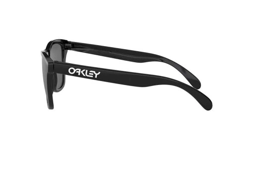 משקפי שמש Oakley Frogskins מסגרת מרובעת  בצבע שחור ועדשות אפורות