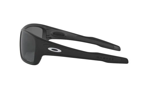 משקפי שמש Oakley מסגרת מרובעת  בצבע שחור ועדשות מראה