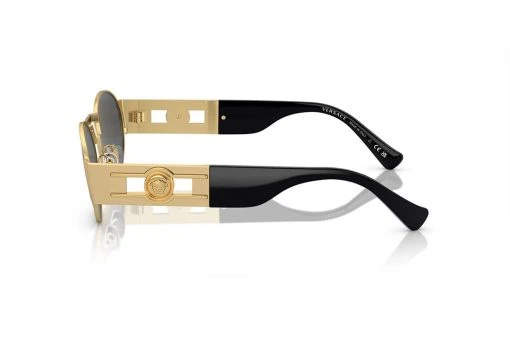 משקפי שמש Versace מסגרת אובלית  בצבע זהב ועדשות אפורות